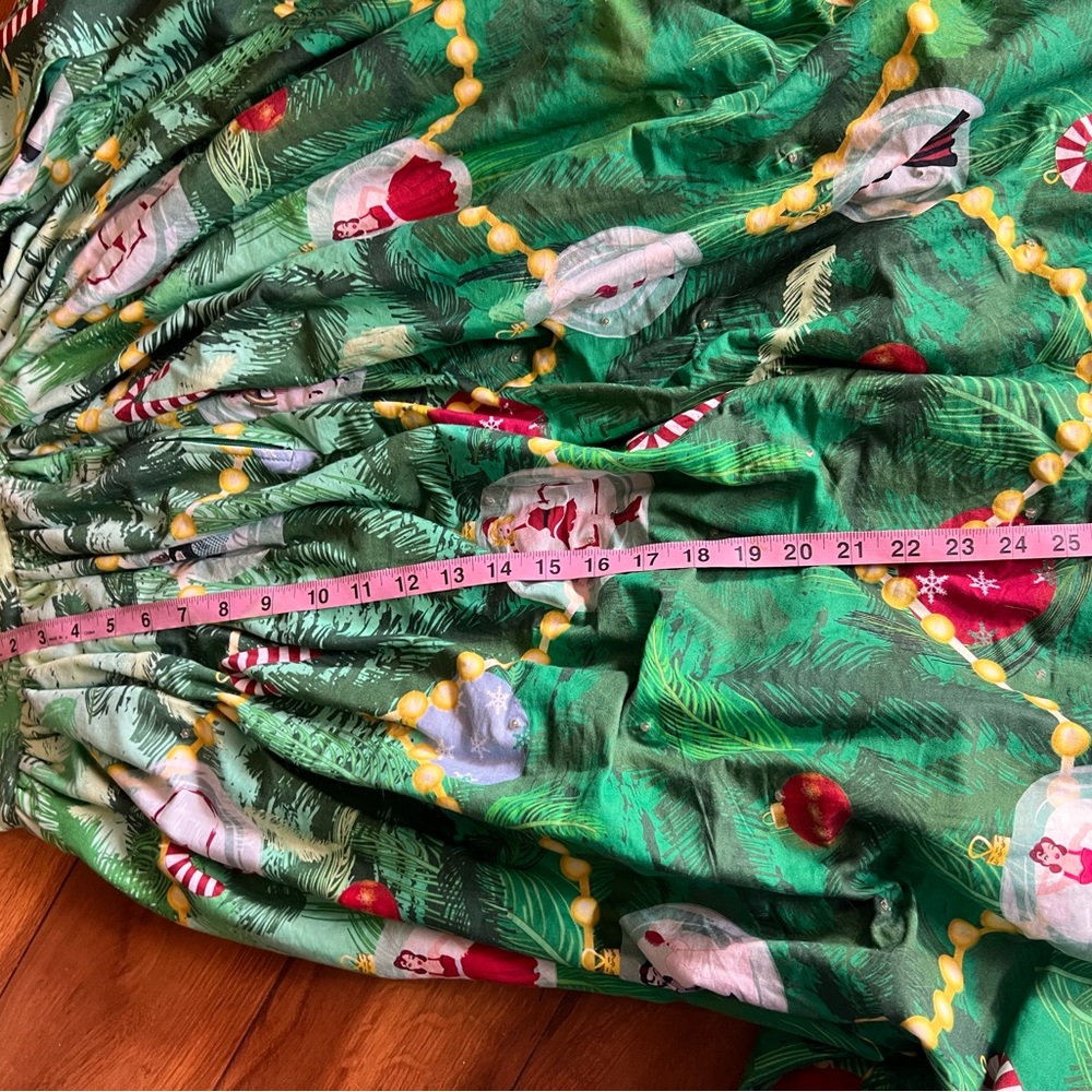 Light up Christmas skirt - Picture 12 of 14